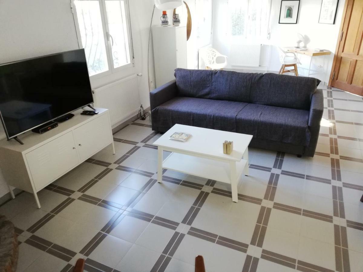 Adel Locdenia Villa Els Poblets Exteriör bild